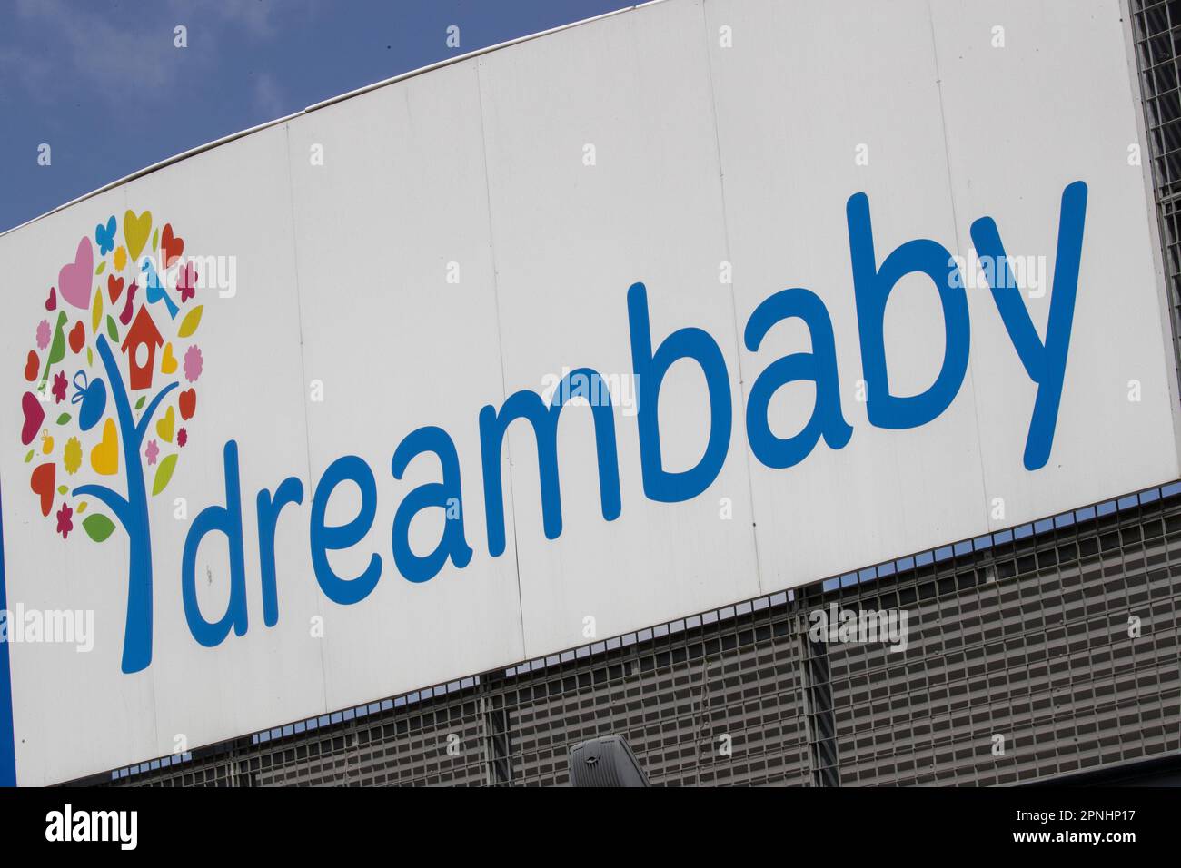 Drogenbos, Belgium. 19th Apr, 2023. The Dreambaby logo pictured at the