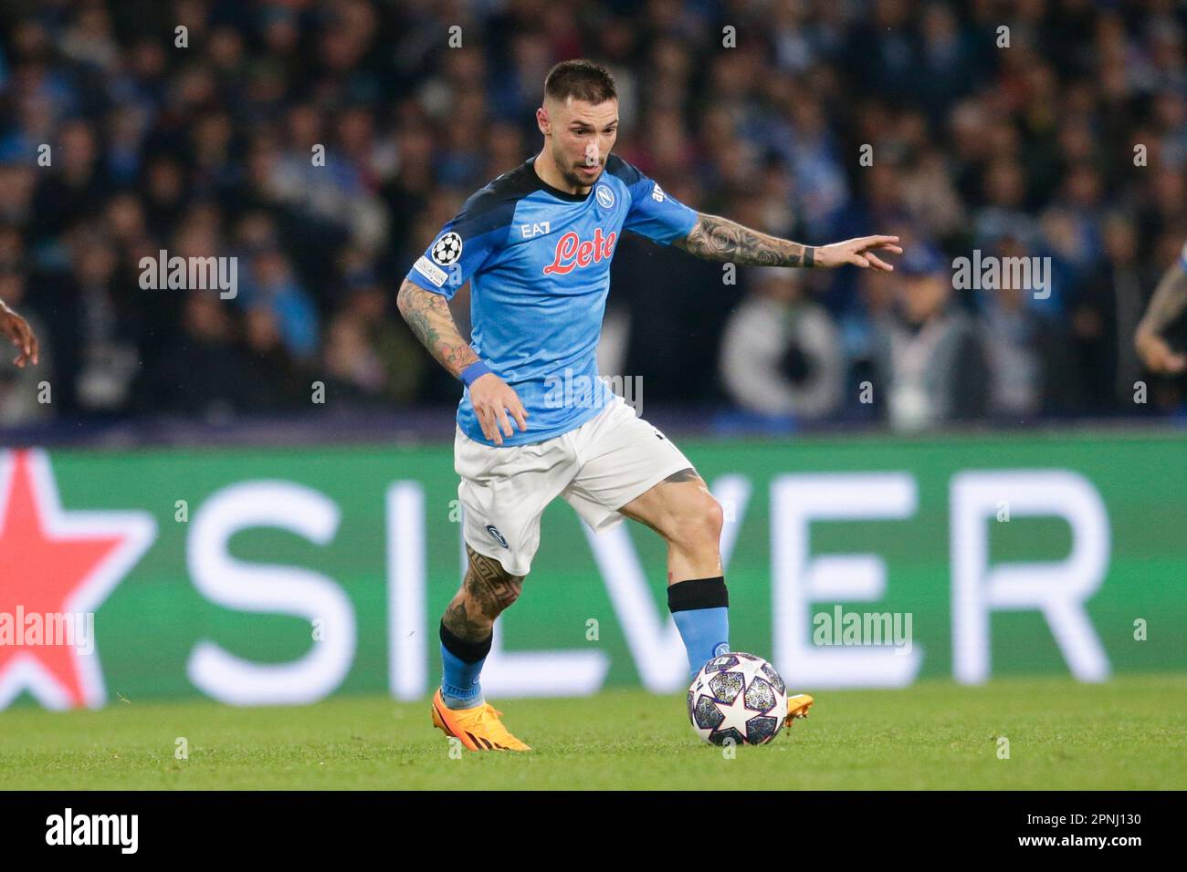 Politano SSC Napoli's Italian striker Matteo Politano controls the ball during ...