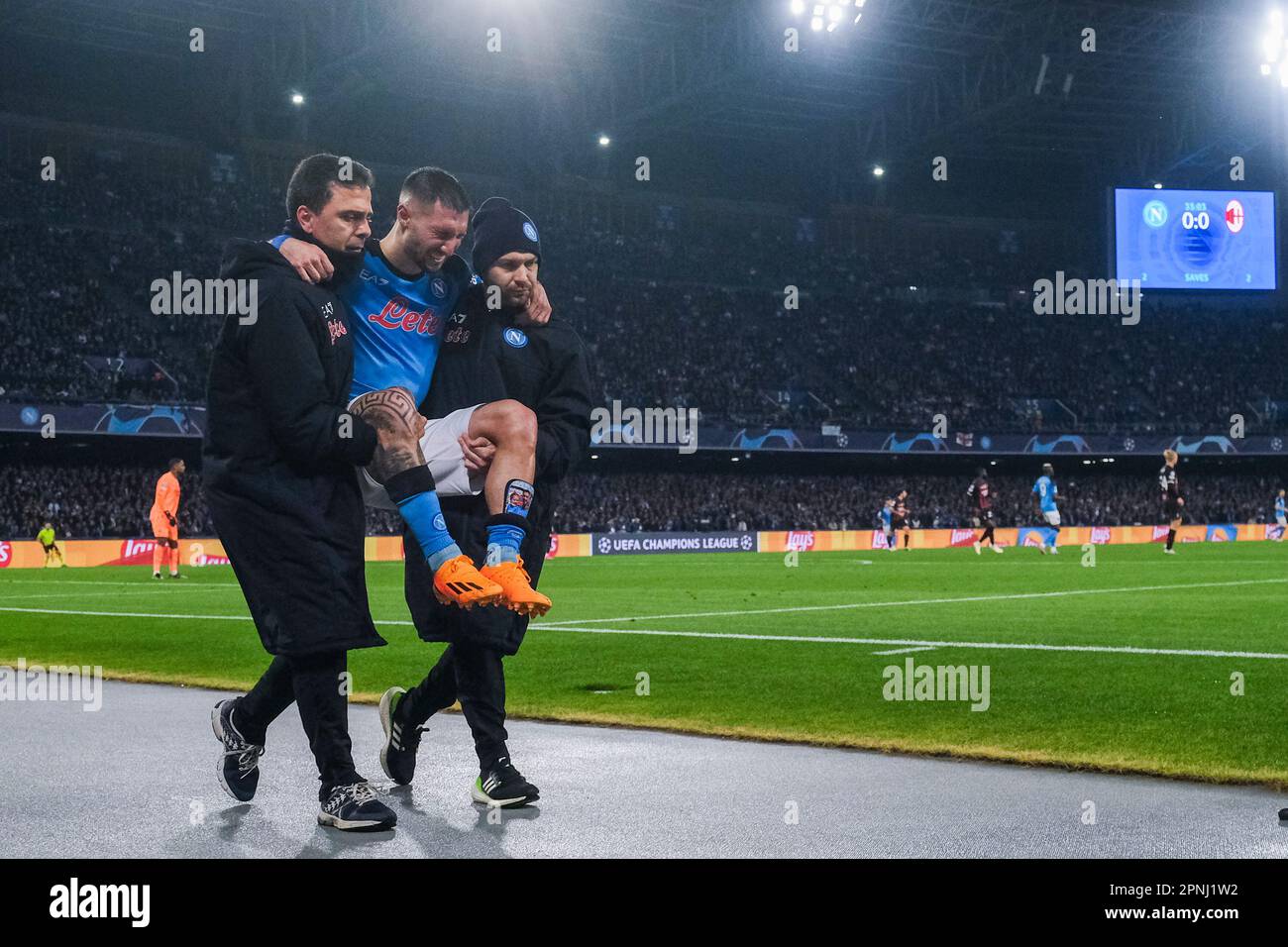 Politano SSC Napoli's Italian striker Matteo Politano injuried during UEFA ...
