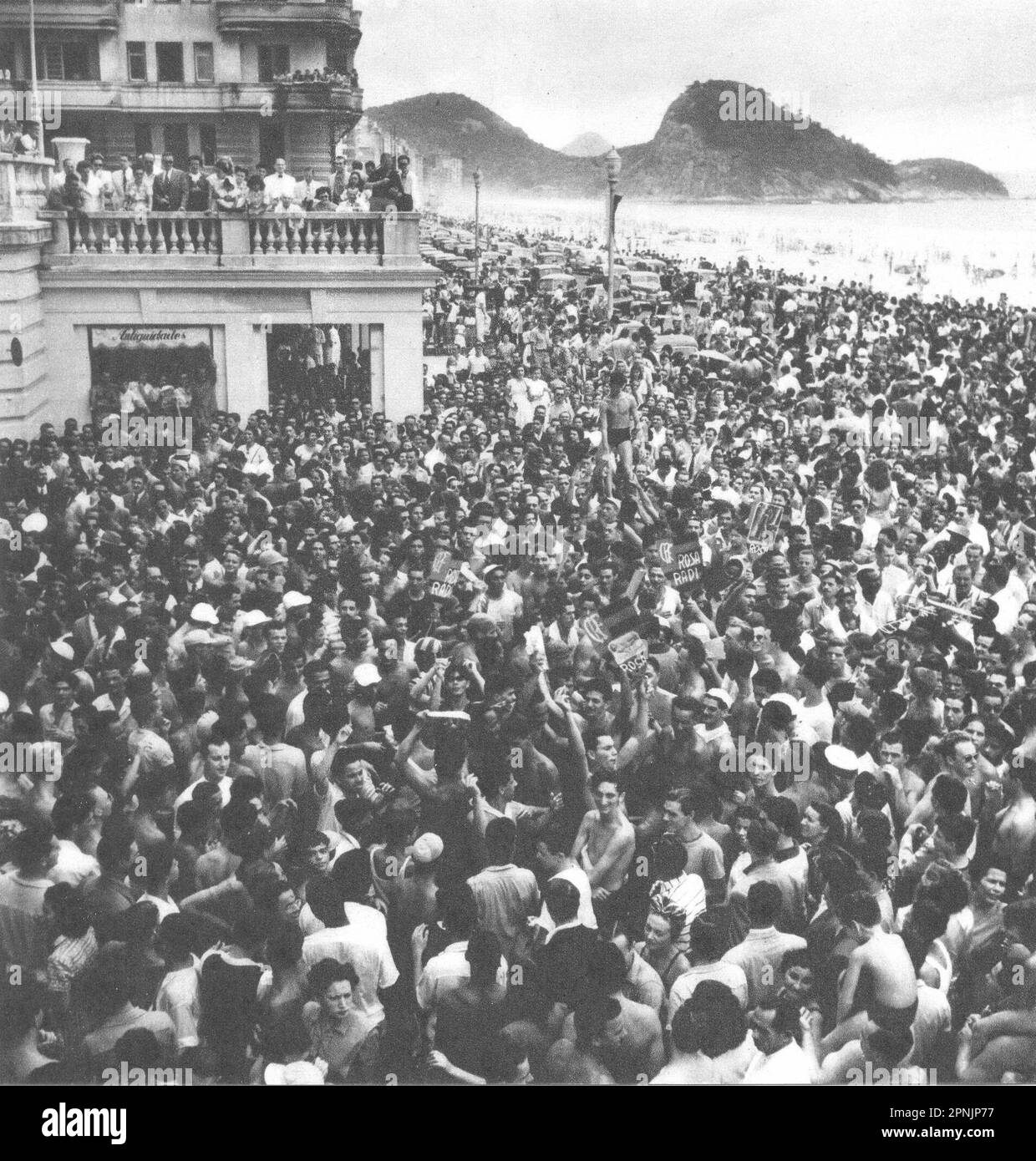BRAZIL. Rio de Janeiro. Crowd Foule  Hotel Copacabana 1951 old vintage print Stock Photo