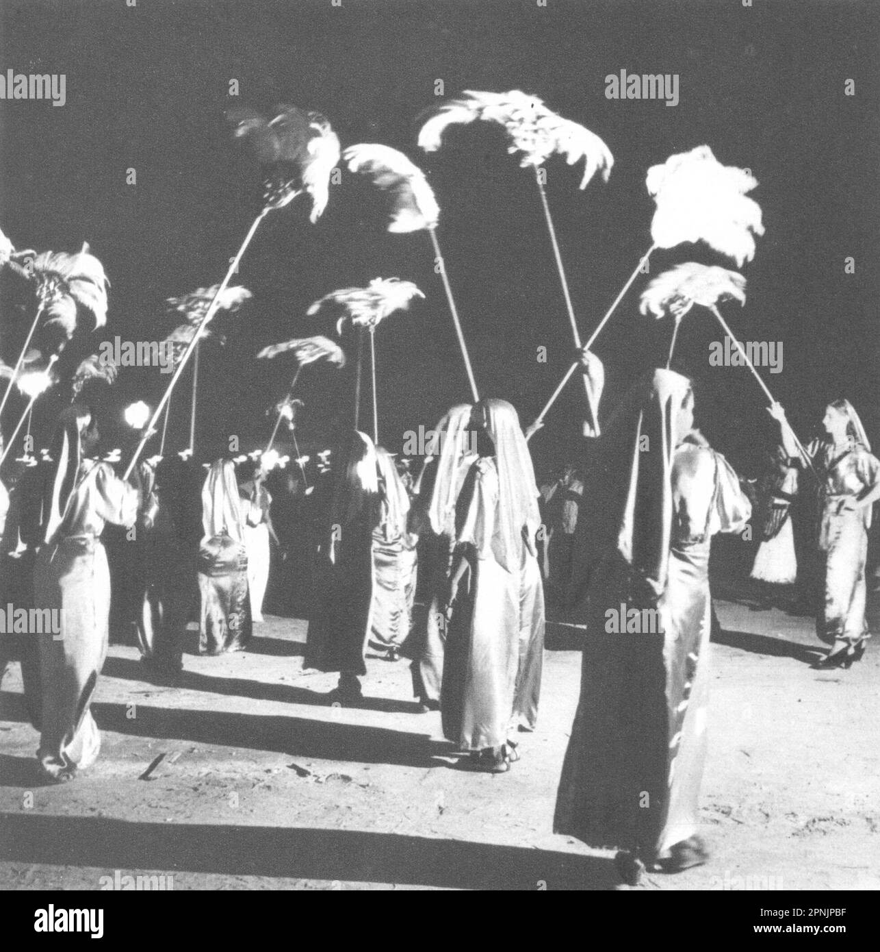 BRAZIL. Rio de Janeiro. Carnaval Carnival (4) 1951 old vintage print  picture Stock Photo - Alamy, image size:1286x1390