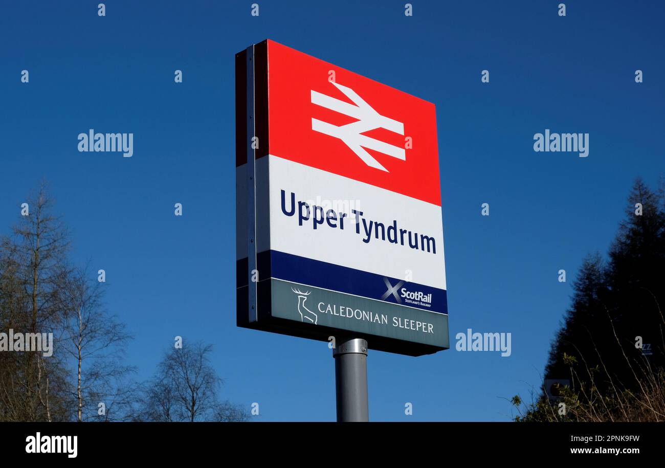 Upper Tyndrum railway station sign, Tyndrum Scotland Stock Photo