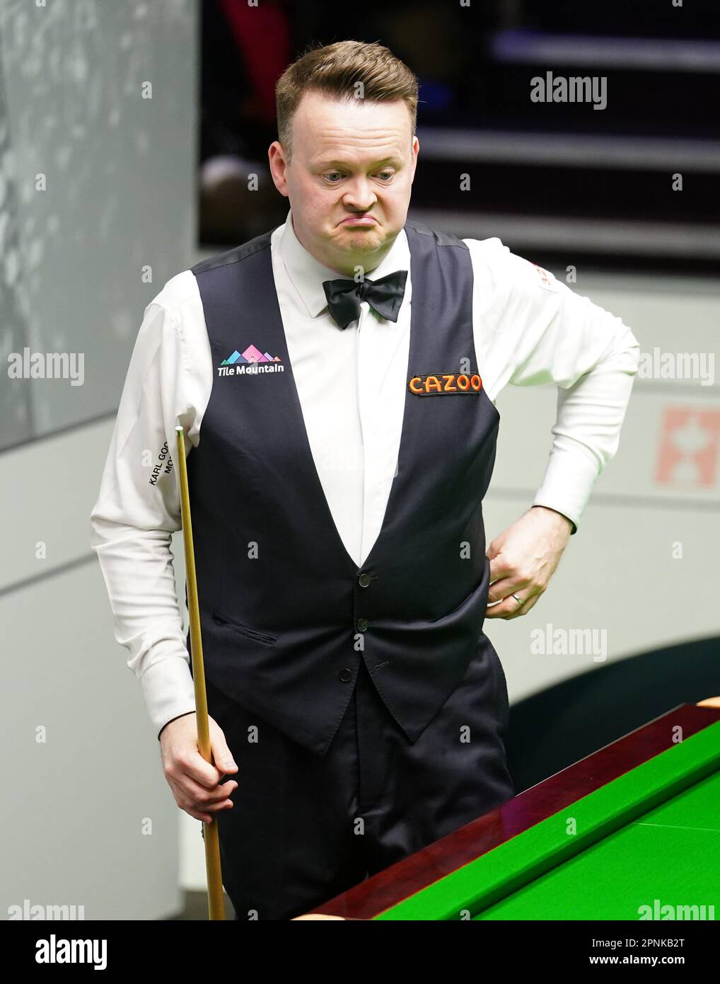Shaun Murphy during his match with Si Jiahui on day five of the Cazoo