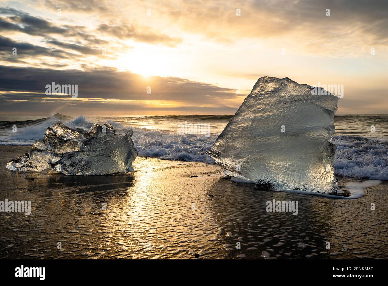 beautiful-close-up-of-sparkling-icebergs-lying-on-the-black-sand-of