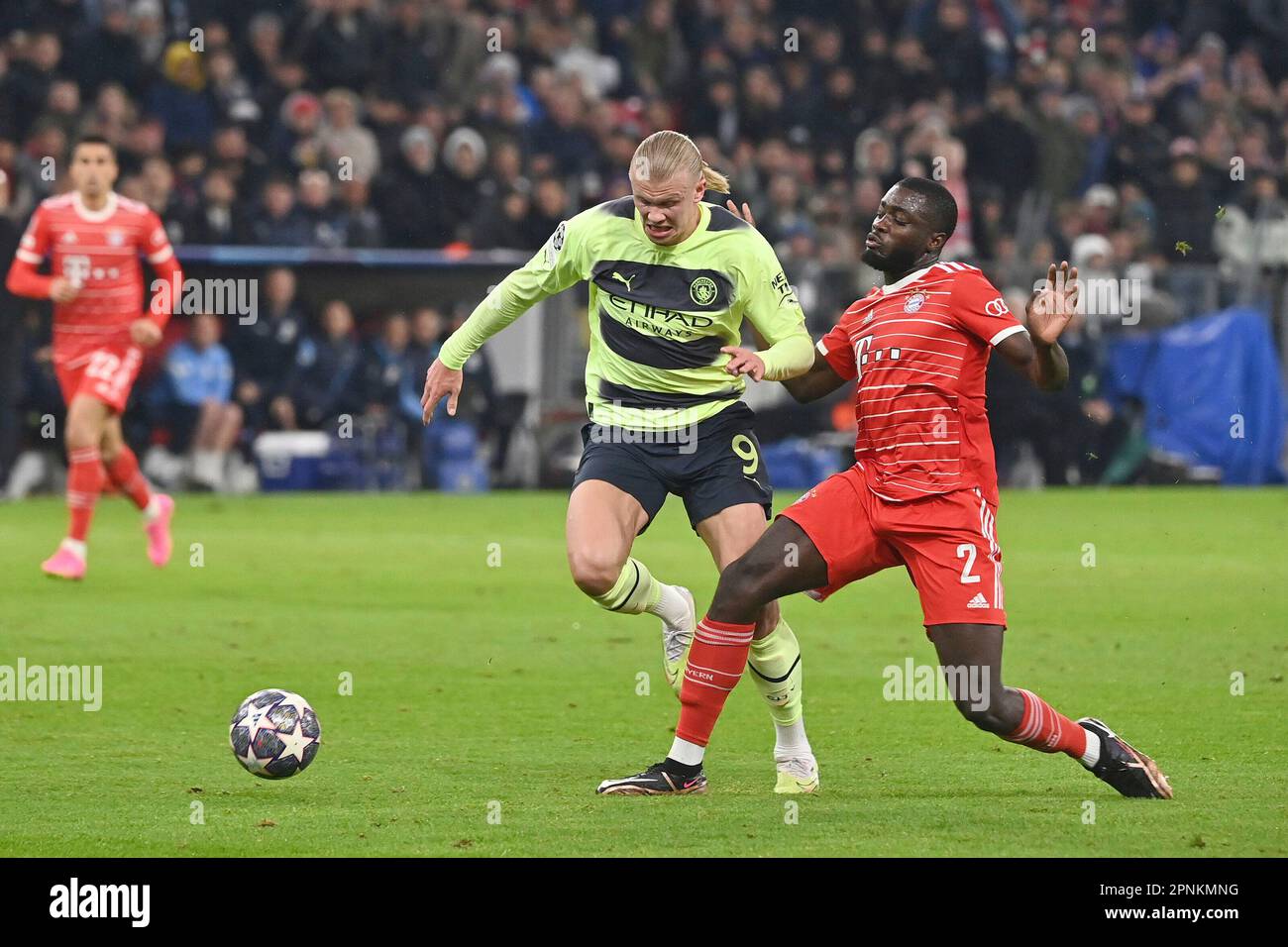 Munich, Deutschland. 19th Apr, 2023. Foul Dayot UPAMECANO (FC Bayern ...