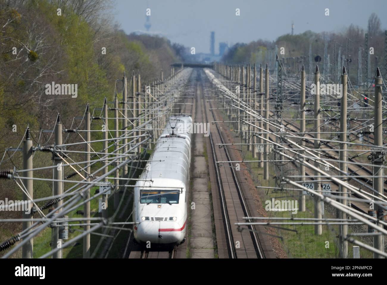 19-april-2023-brandenburg-wustermark-ot-elstal-a-deutsche-bahn-ice