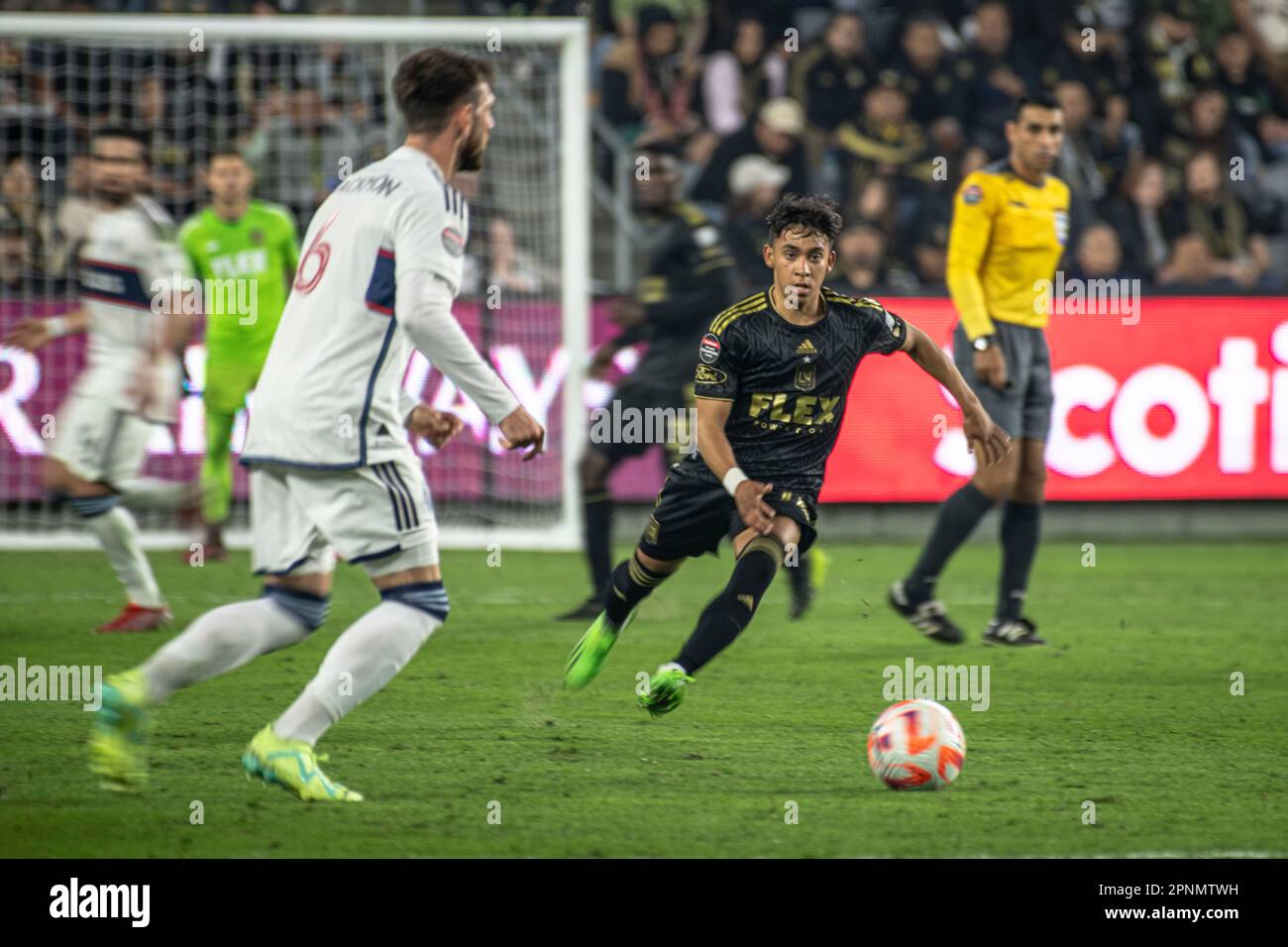 Vancouver player Tristan Blackmon (L) and LAFC player Erik Duenas (R