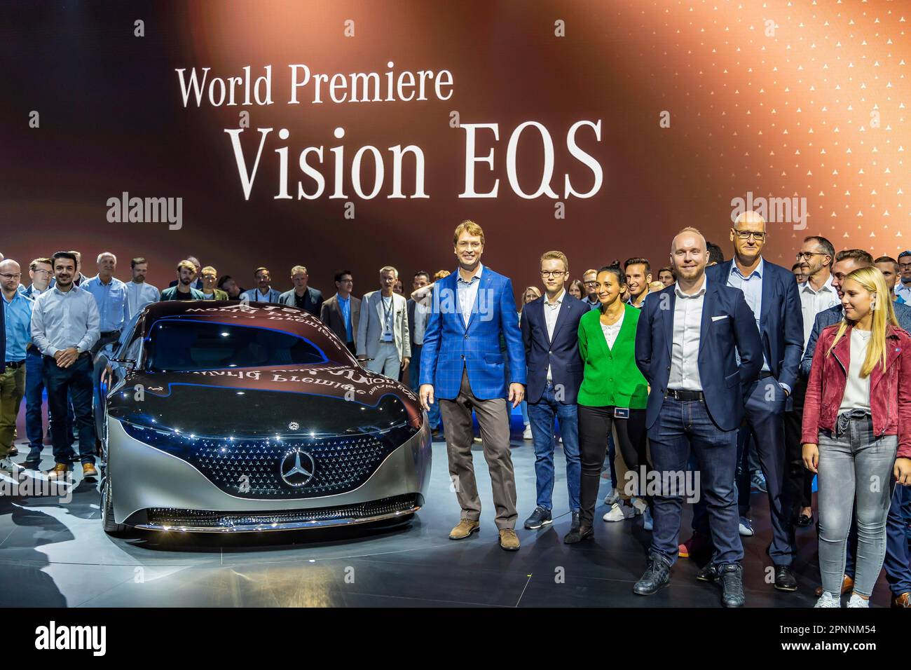 Platform for automotive engineering, system development of the