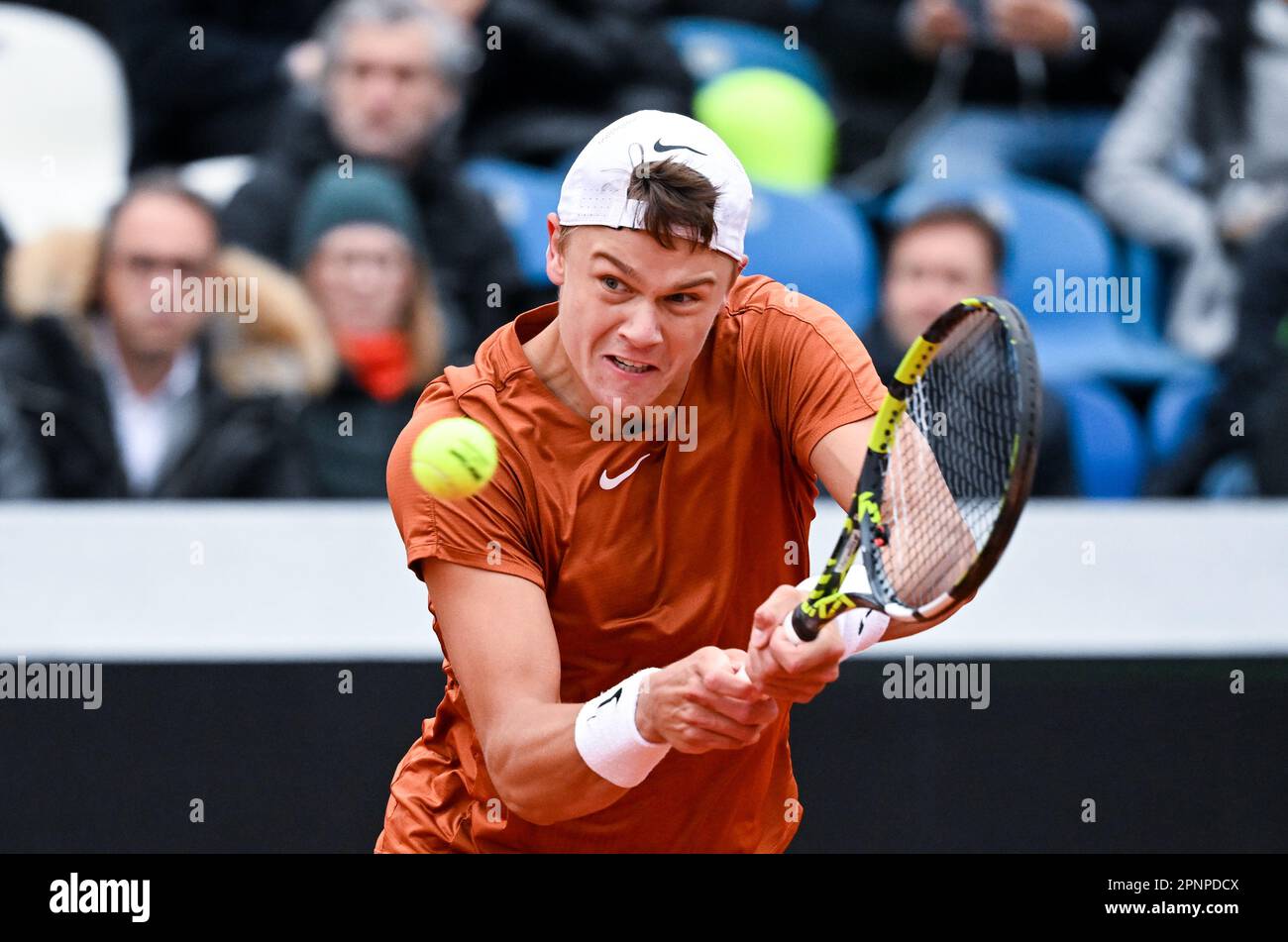 Munich, Germany. 20th Apr, 2023. Tennis: ATP Tour - Munich, Singles, Men.  Rune (Denmark) - Hanfmann (Germany). Holger Rune in action. Credit: Sven  Hoppe/dpa/Alamy Live News Stock Photo - Alamy