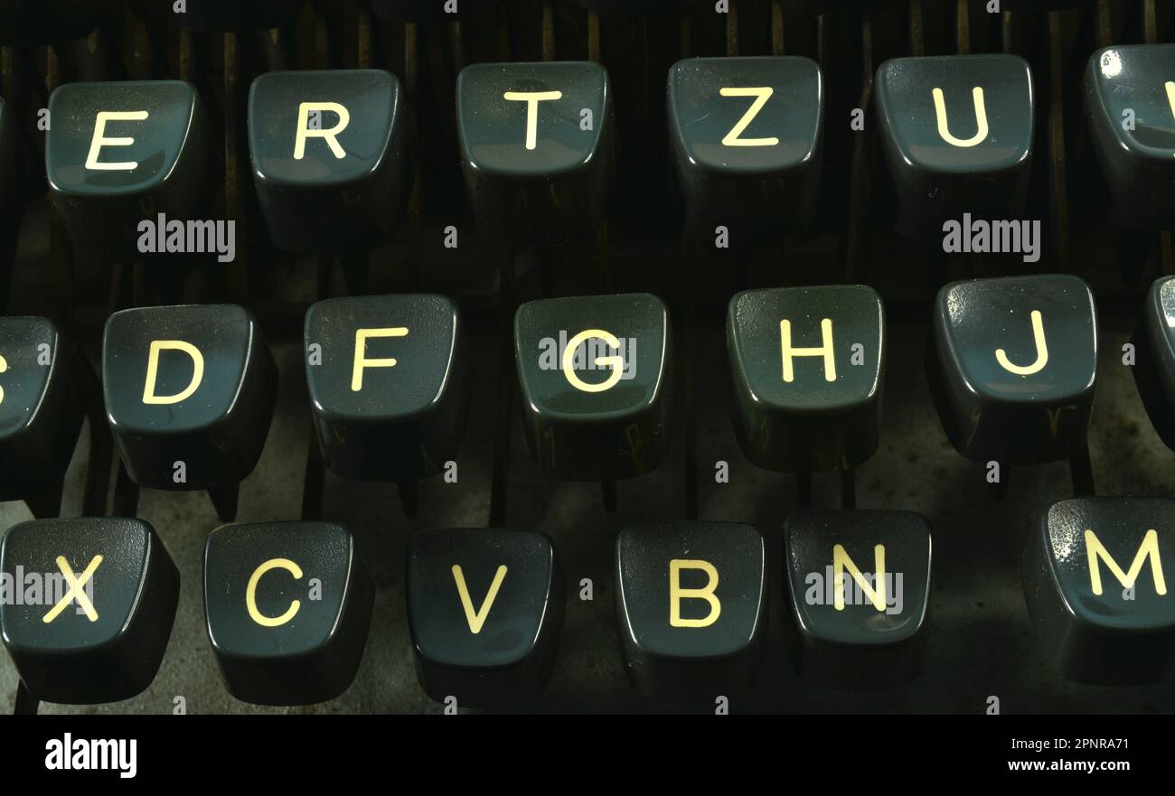 Part of Keyboard on vintage mechanical Typewriter machine Stock Photo ...