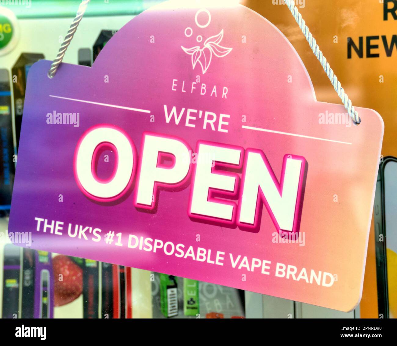 Disposable vape litter hires stock photography and images Alamy