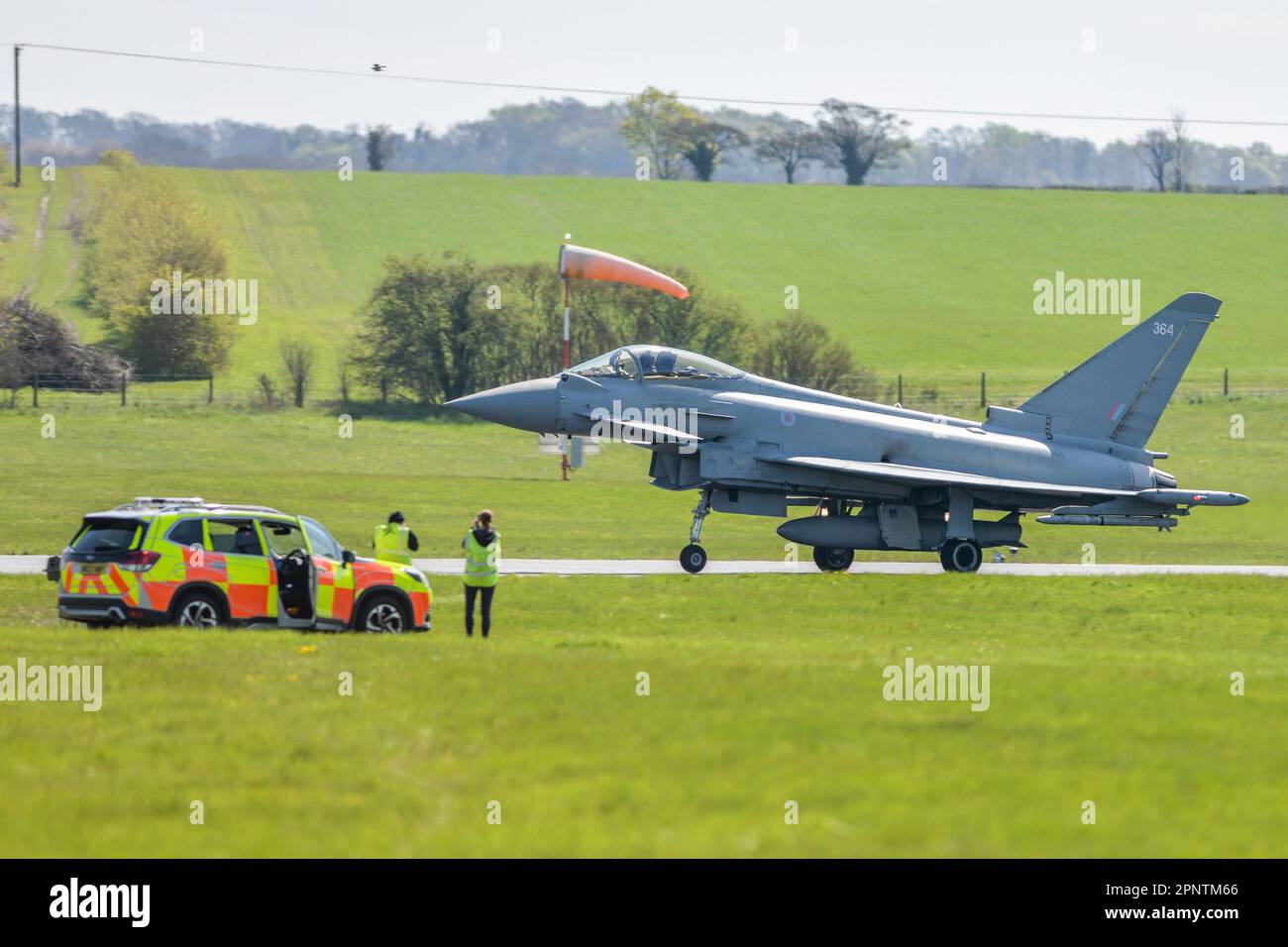 Raf photographers at raf benson hires stock photography and images Alamy
