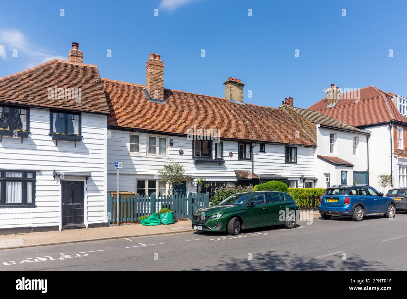 Period timber cottages, High Street, Thames Ditton, Surrey, England, United Kingdom Stock Photo
