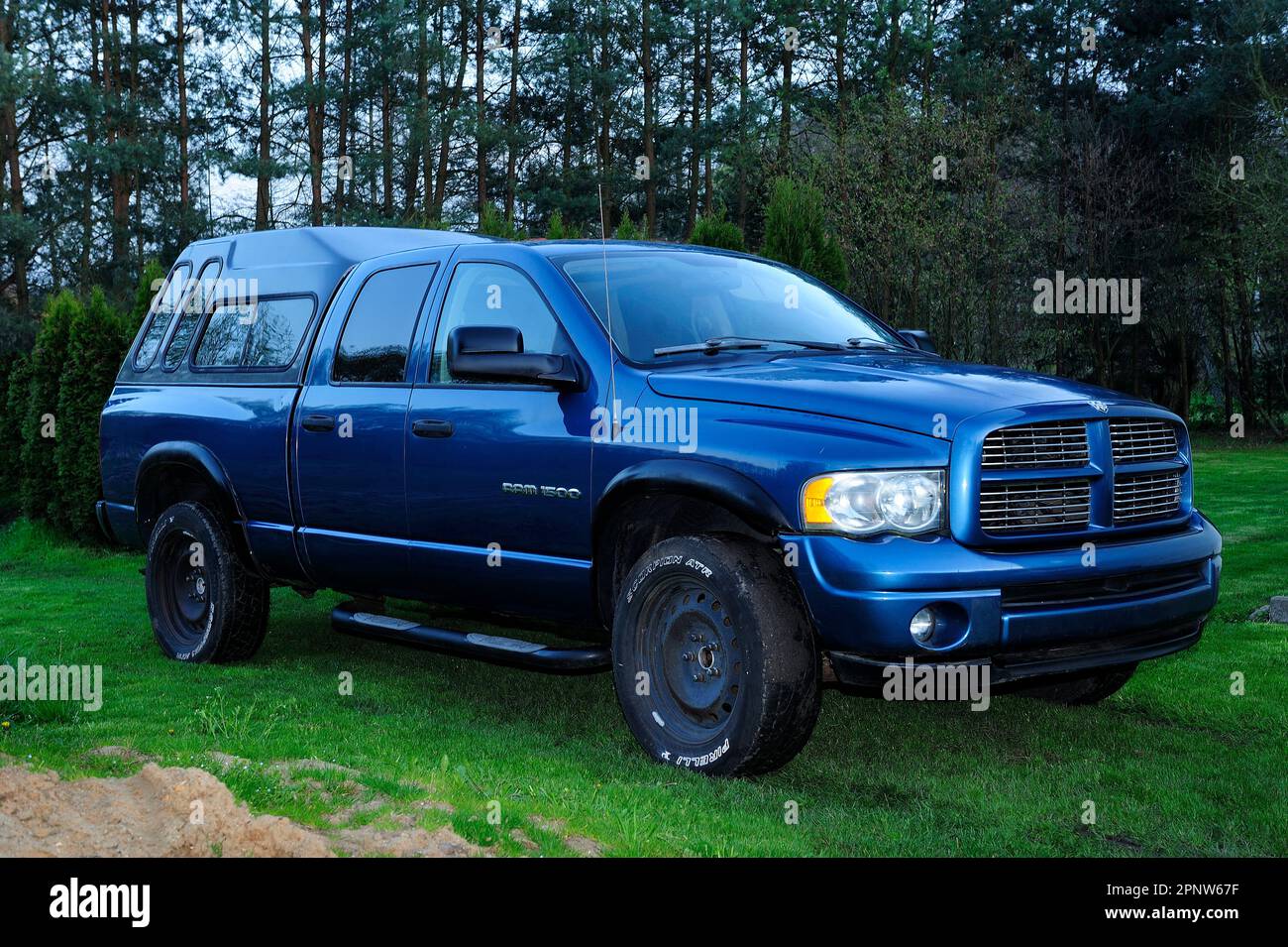 Dodge RAM 1500, SUV, car, engine, transport, travel, security,Dodge Ram 1500 quad cab 4.7 Magnum V8 4x4 Stock Photo