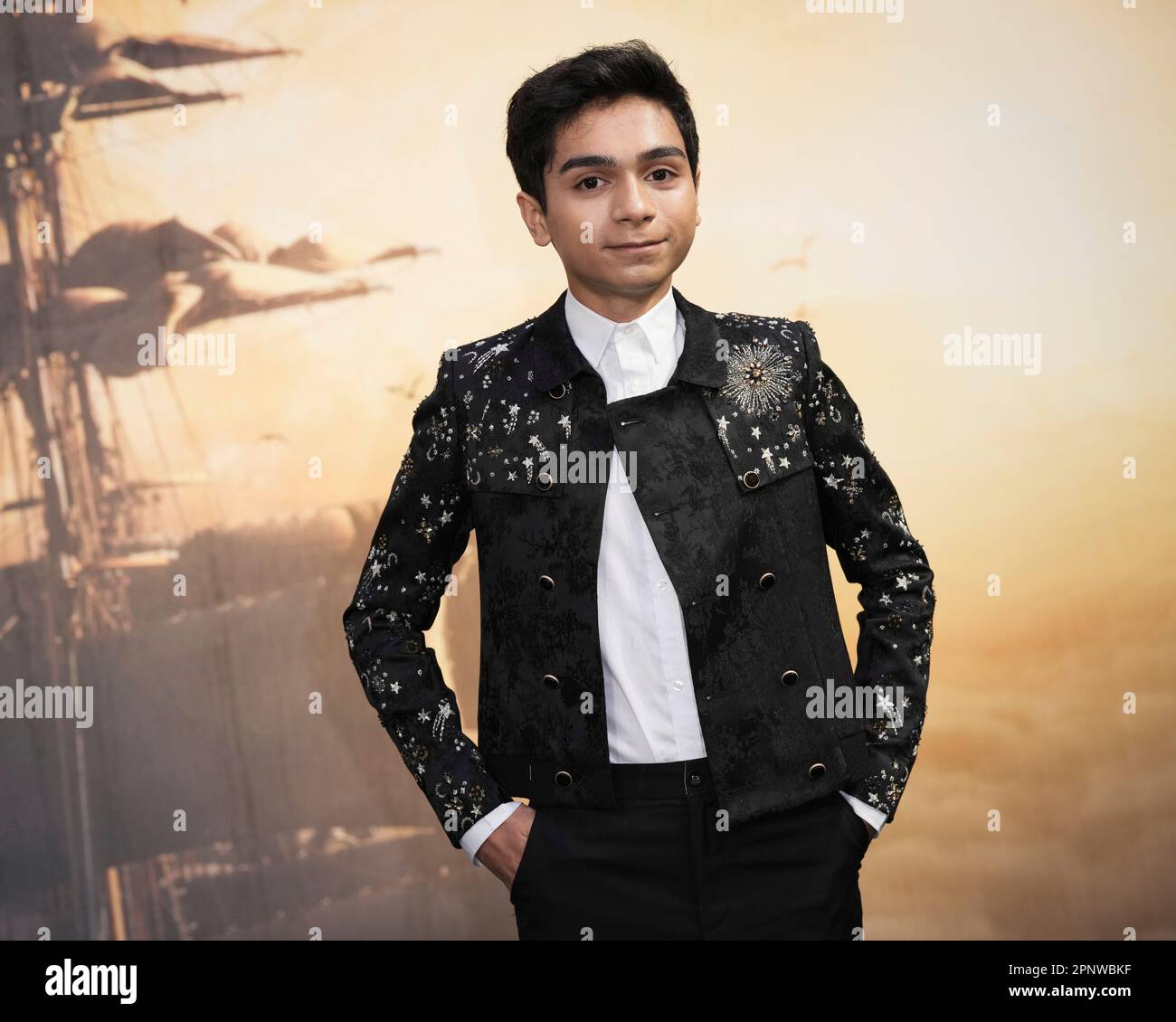 alexander-molony-poses-for-photographers-upon-arrival-at-the-world