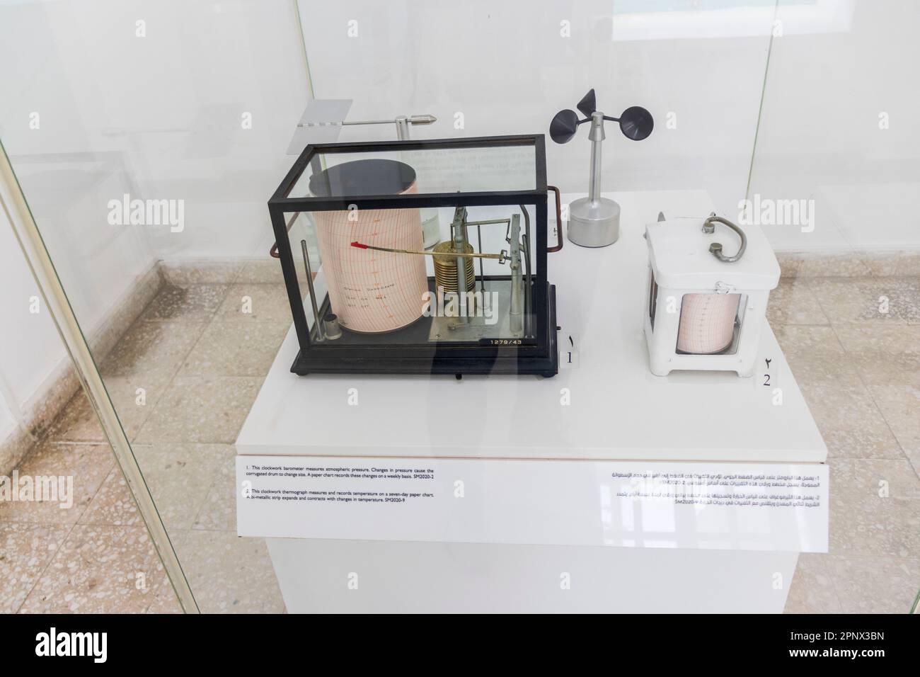 Barometer indicators hires stock photography and images Alamy