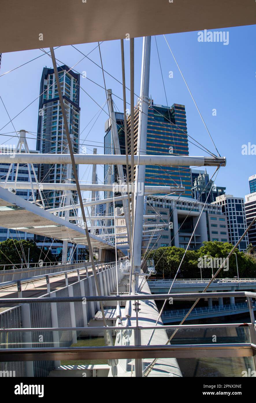 The Kurilpa Bridge is a 470 metres pedestrian and bicycle bridge over the Brisbane River opened in October 2009. It is the worlds largest hybrid tense Stock Photo