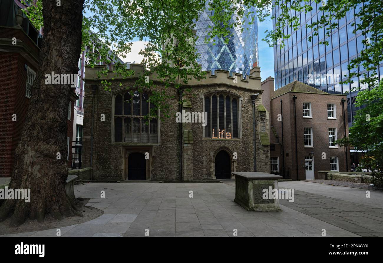 London 05 21 2022 St Helen's Church, Stock Photo Alamy