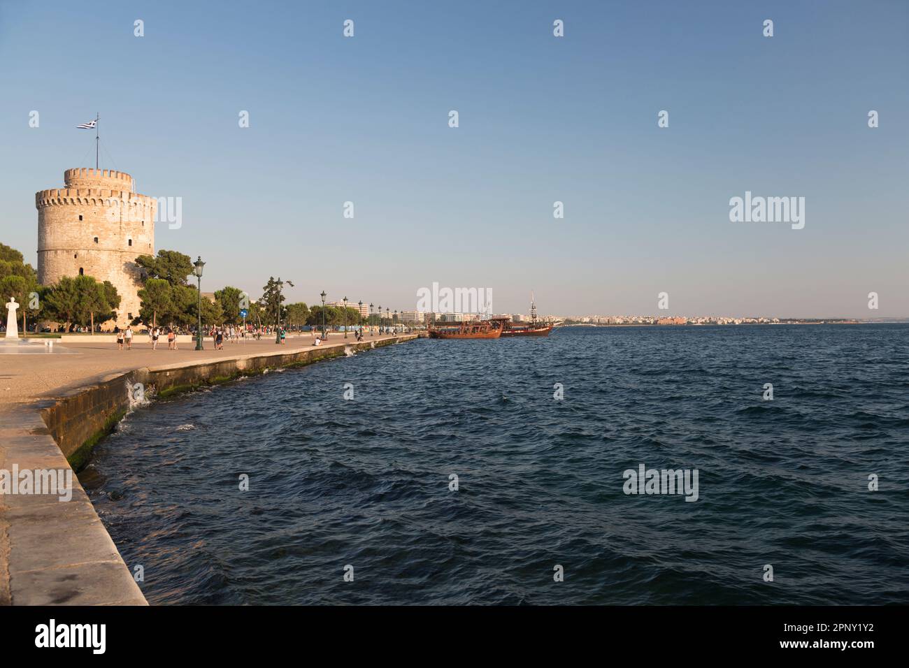 The White Tower at the waterfront in Salonika, Central Macedonia, Greece. Stock Photo