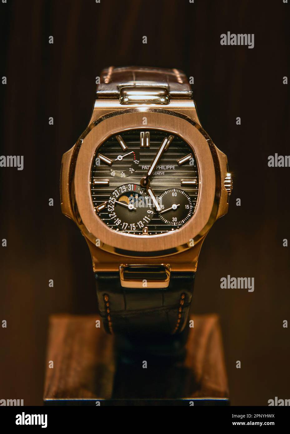 bangkok-thailand-sep21-2022-patek-philippe-nautilus-5712r-rose