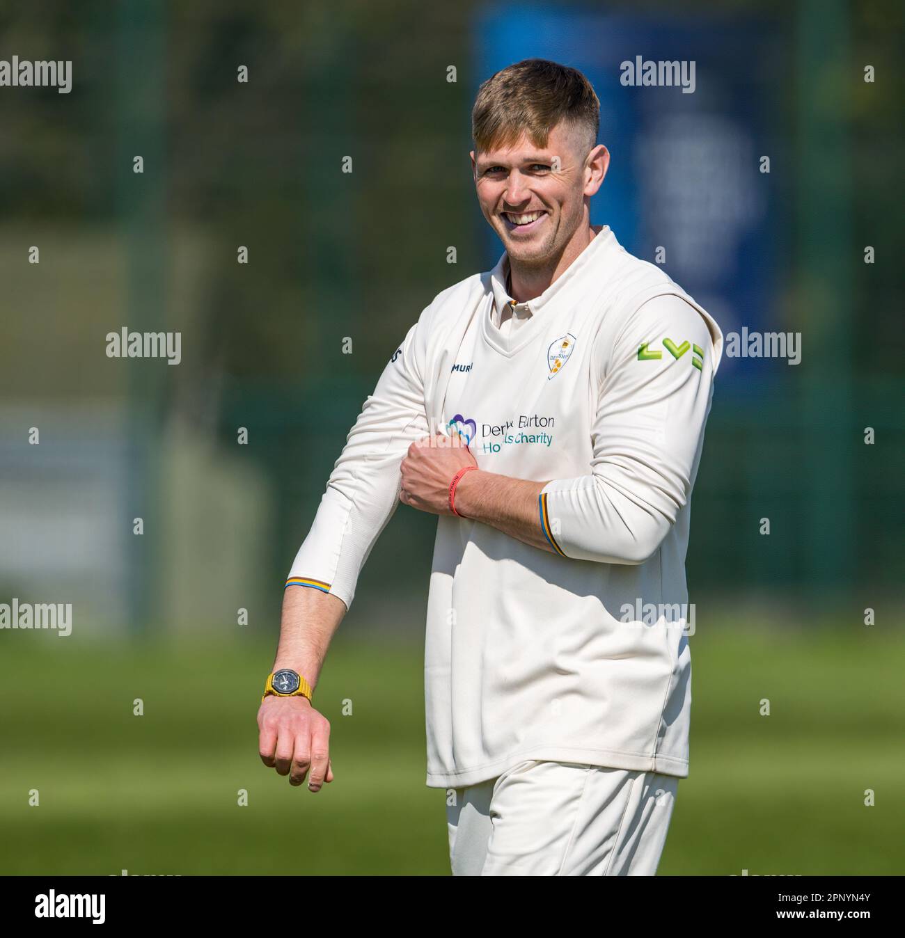 Alex Thomson of Derbyshire in a 2nd XI match against Nottinghamshire Stock Photo