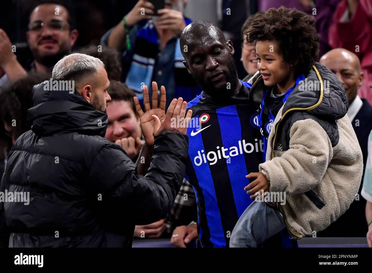 Romelu Lukaku with son Romeo at Koersel youth Fantasy & Market Impact