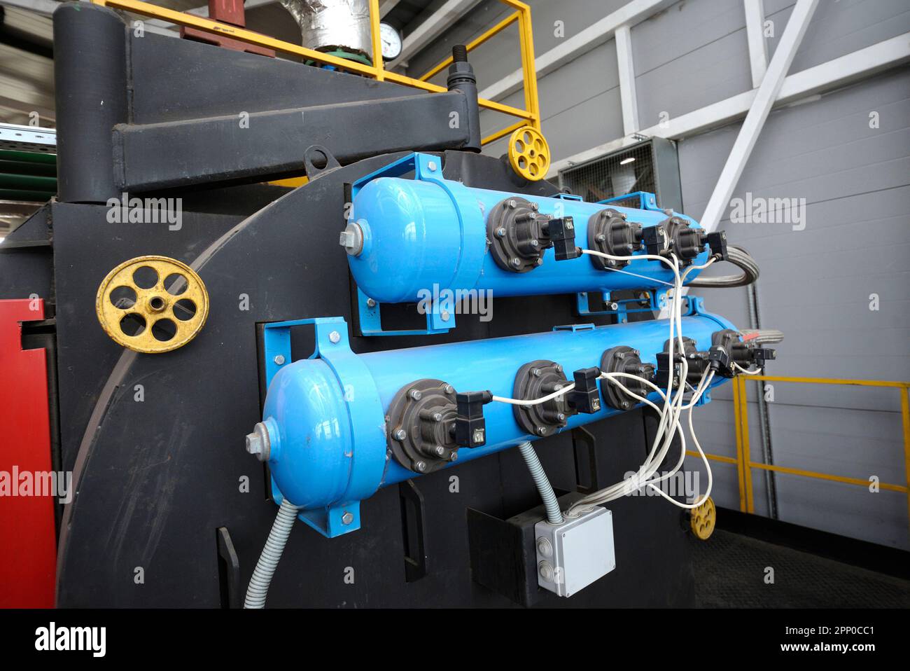 Steam generation vessel working in the production hall of the biggest
