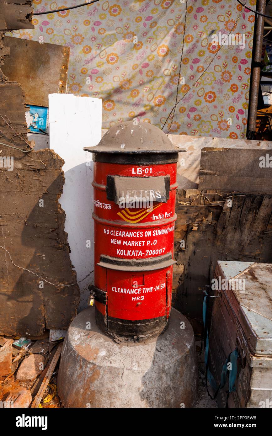 Roadside red letter box in the New Market Area of Taltala, Kolkata (Calcutta), West Bengal, India Stock Photo