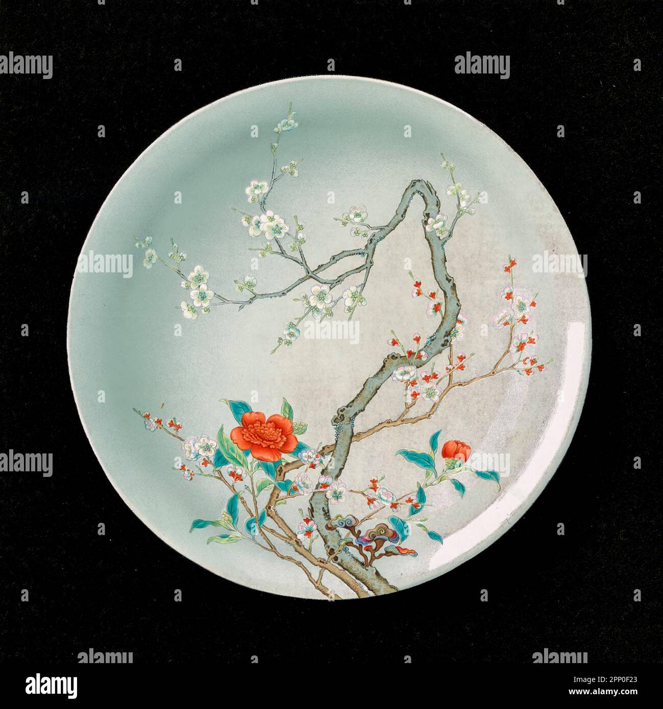 Yung Cheng dish decorated in colors. Large round plate Ta Kuo P