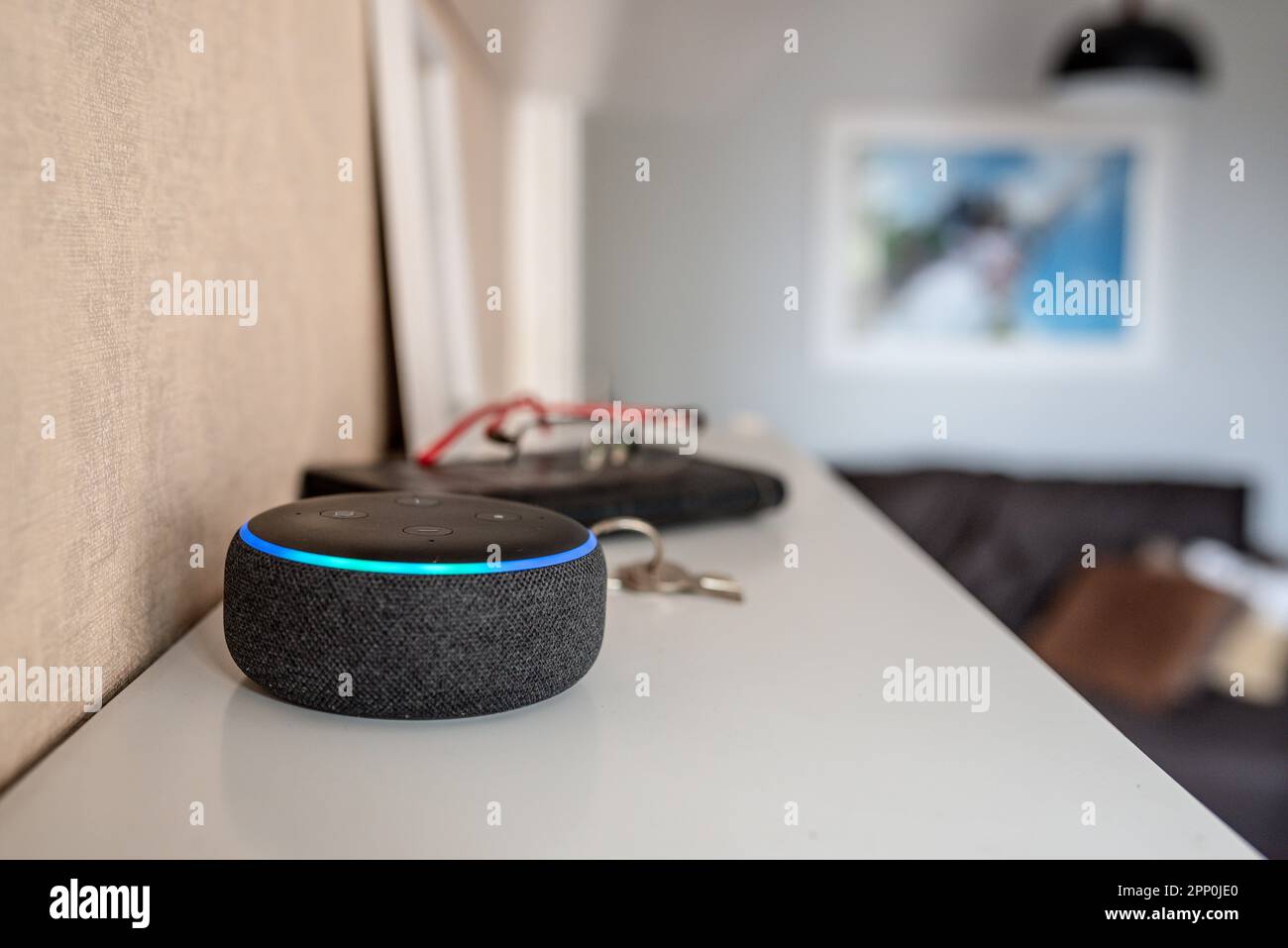 Alexa de amazon hi-res stock photography and images - Alamy