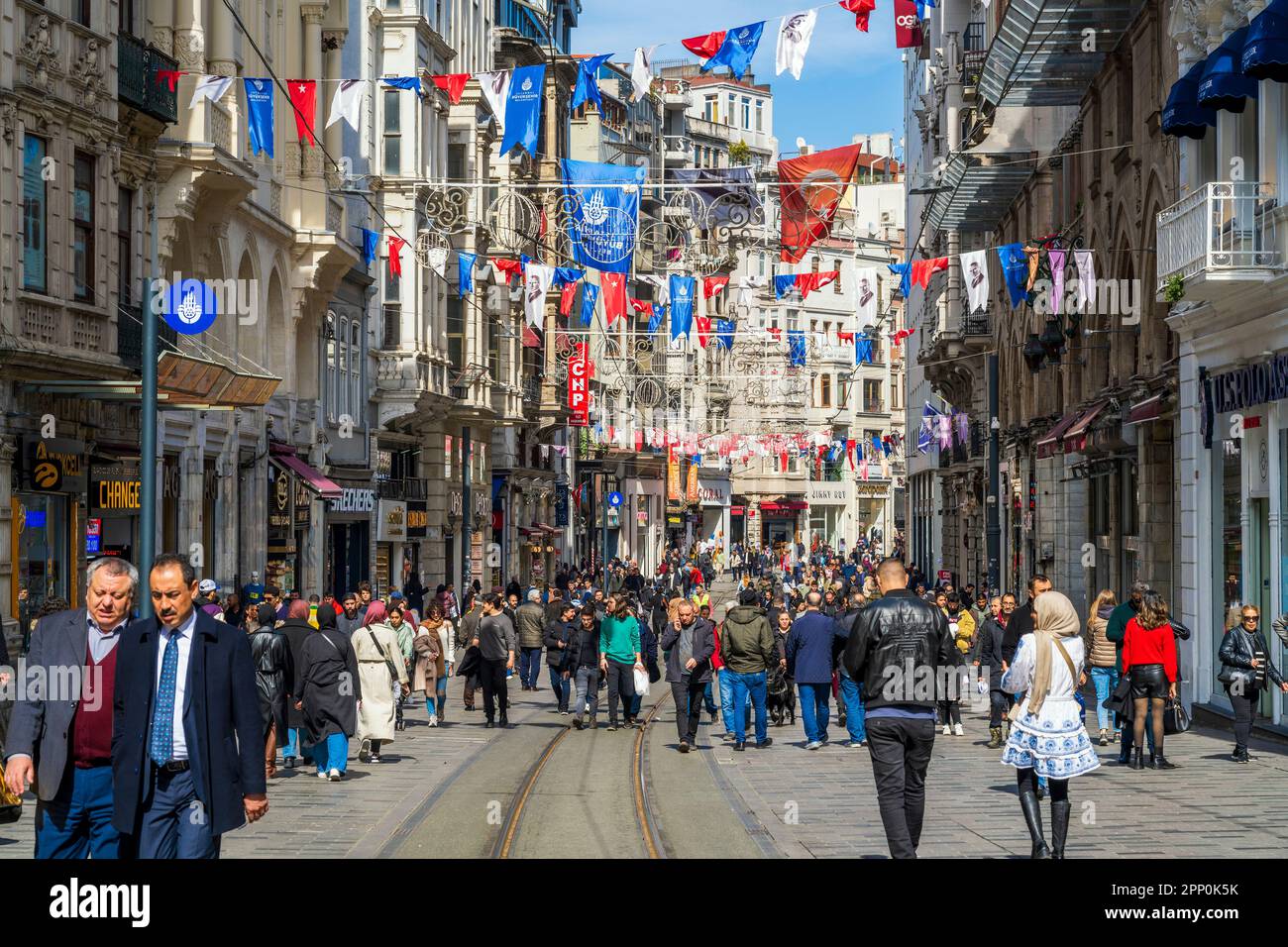 Istiklal Avenue (İstiklal Caddesi) pedestrian street, Beyoglu, Istanbul, Turkey Stock Photo