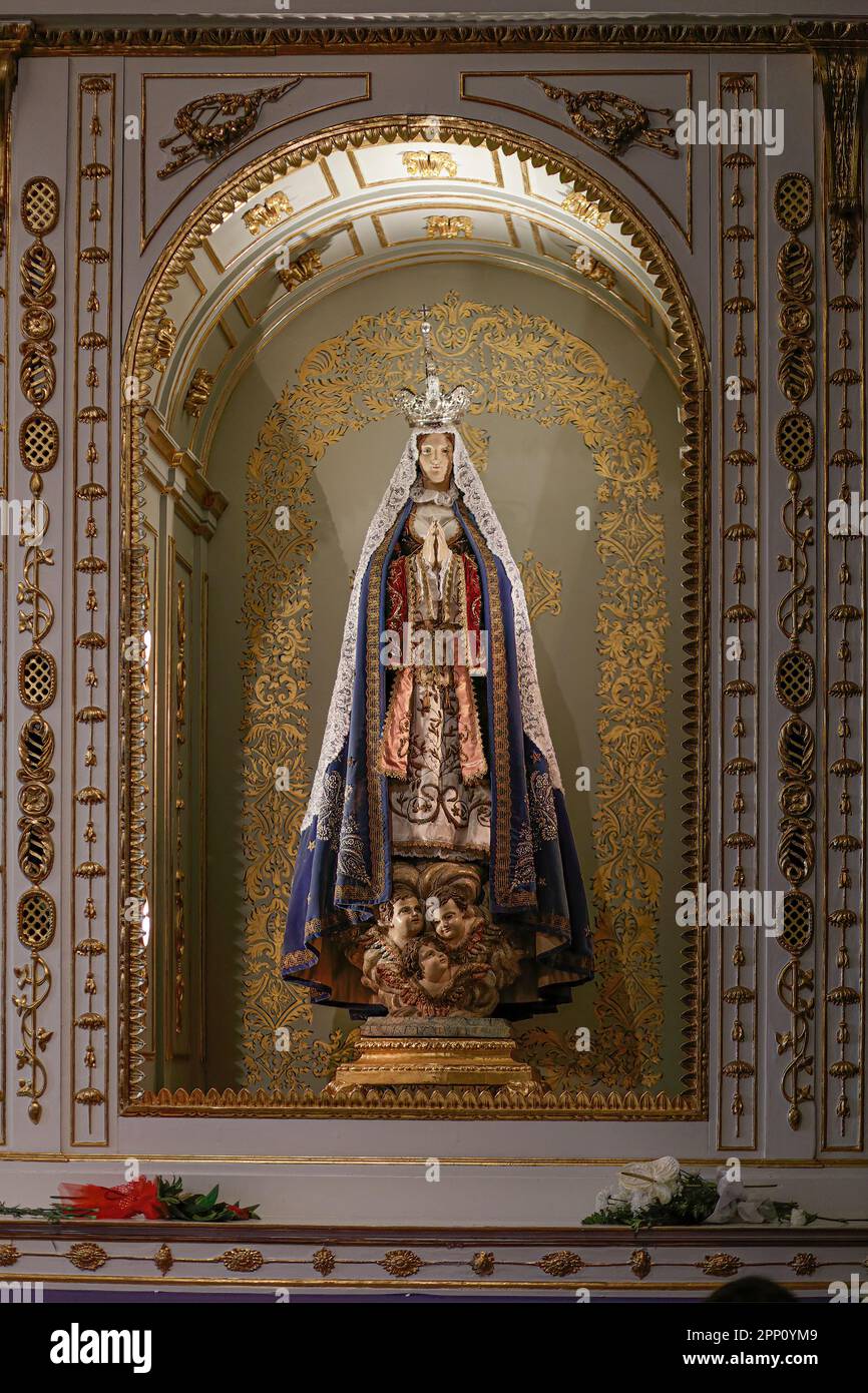 Old our lady statue from one of the many Oporto catholic churches Stock ...