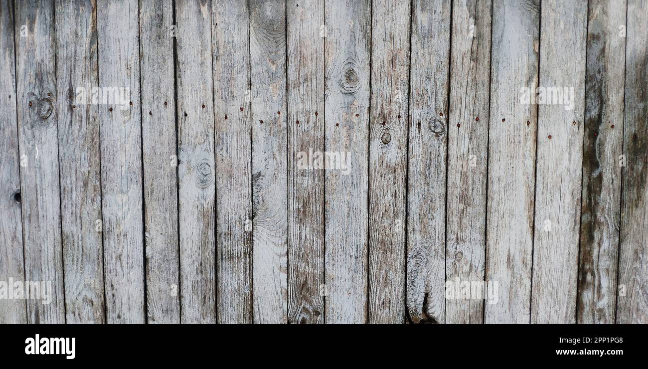 Rustic pine fence hi-res stock photography and images - Alamy