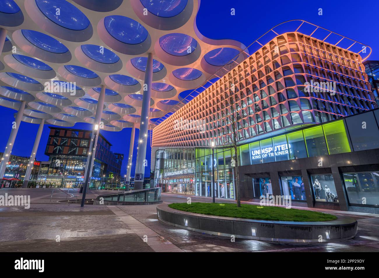 UTRECHT, NETHERLANDS - FEBRUARY 28, 2020: Utrecht Centraal Railway Station from Station Square with Hoog Catharijne shopping mall at twilight. Stock Photo