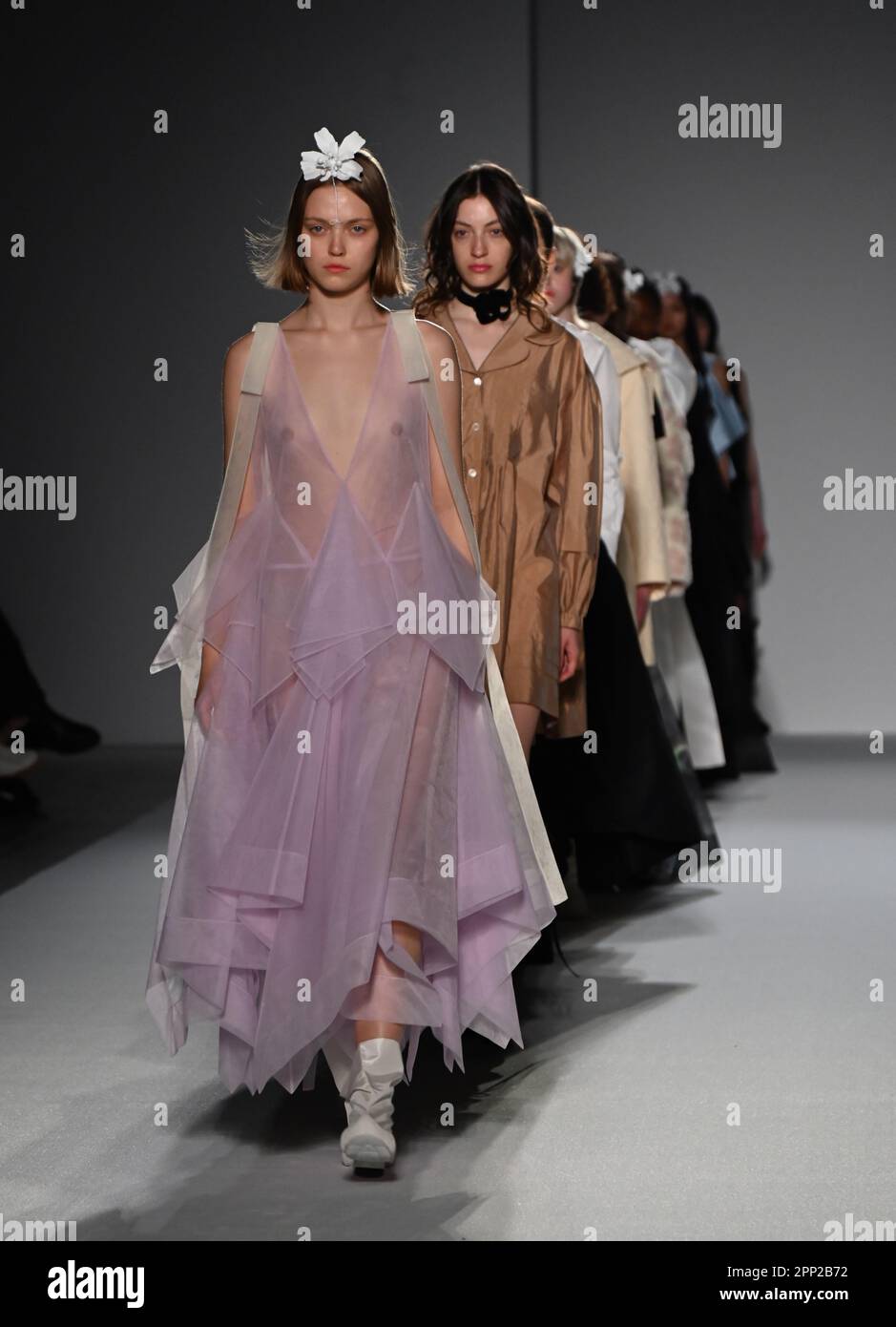 Overrarching The V&A hosted a catwalk show at the museum , Fashion in Motion : Minju ...