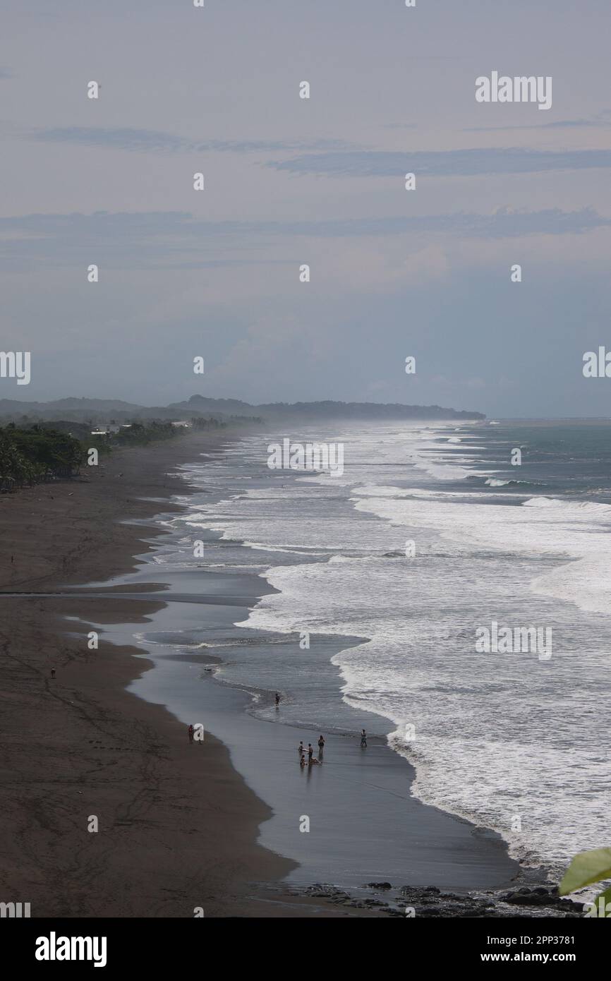 Playa Hermosa in Jaco, Costa Rica, is a beautiful beach known for its calm waters and excellent surfing conditions. The area also offers stunning suns Stock Photo