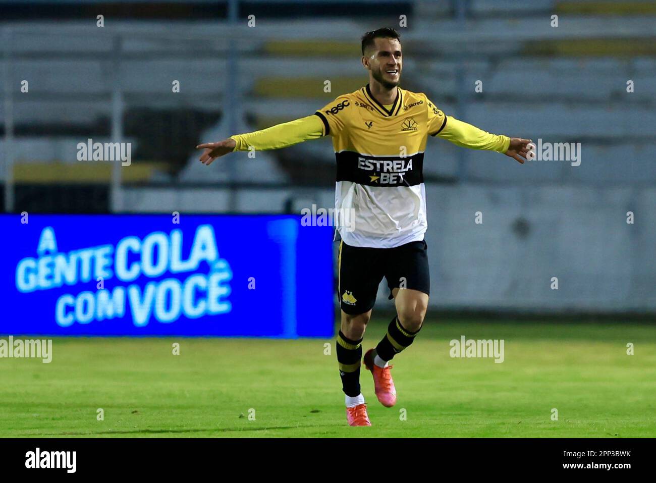 Paulinho criciuma hi-res stock photography and images - Alamy