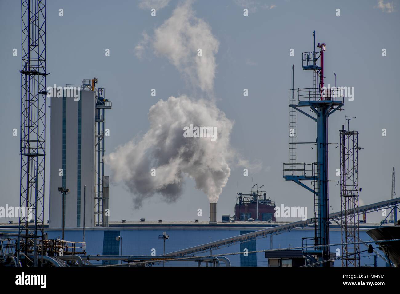 Smoke stack aerial hi-res stock photography and images - Alamy