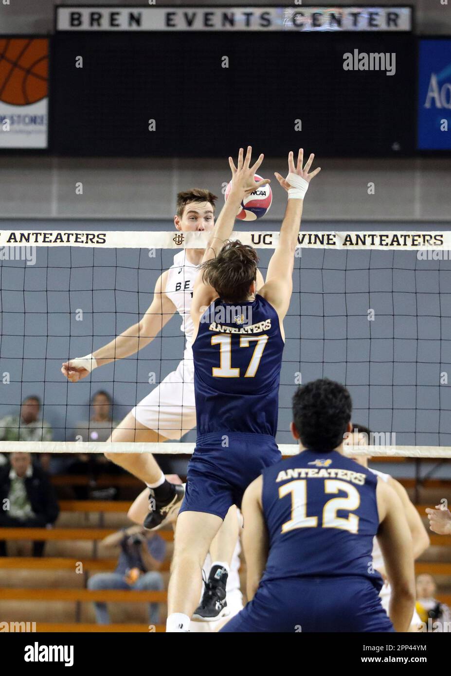 April 21, 2023 UC Irvine Anteaters Connor Campbell 17 stuffs Long