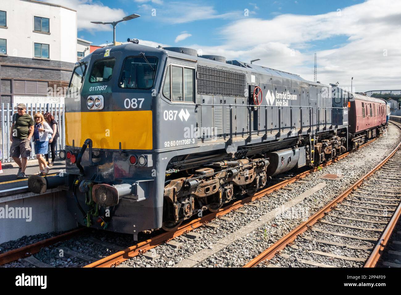 Irish Rail/Iarnród Éireann locomotive 117087 at Kilkenny Railway Station, Kilkenny, Ireland. Stock Photo