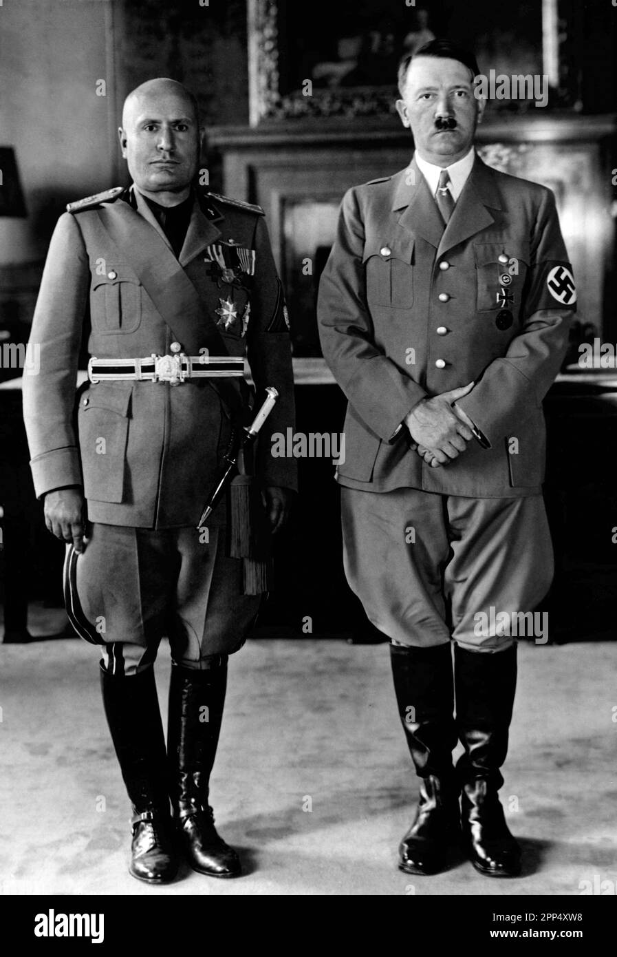 Benito Mussolini and Adolf Hitler during Mussolini's visit in Munich. 19th June 1940. Hoffmann Heinrich photographer. at the Führerbau Stock Photo