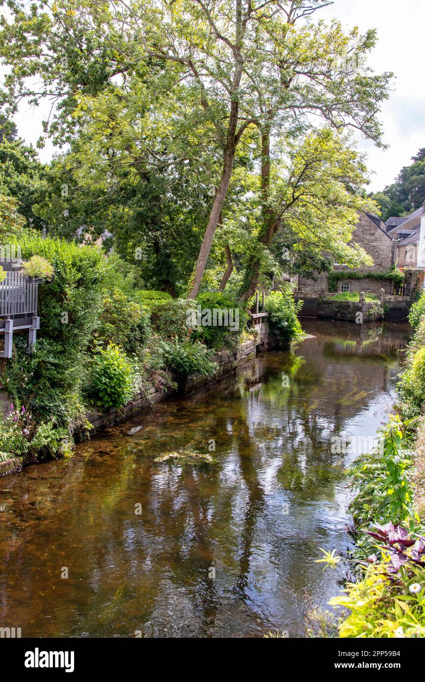 Pont-Aven. The coastal river Aven at 