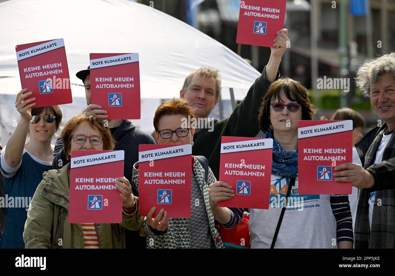 Cologne, Germany. 22nd Apr, 2023. Citizens show the federal government the red card. Today, environmental initiatives are calling for nationwide days of action under the slogan 'Mobility turnaround now! Here in Cologne against the expansion of the A4. Credit: Roberto Pfeil/dpa/Alamy Live News Stock Photo
