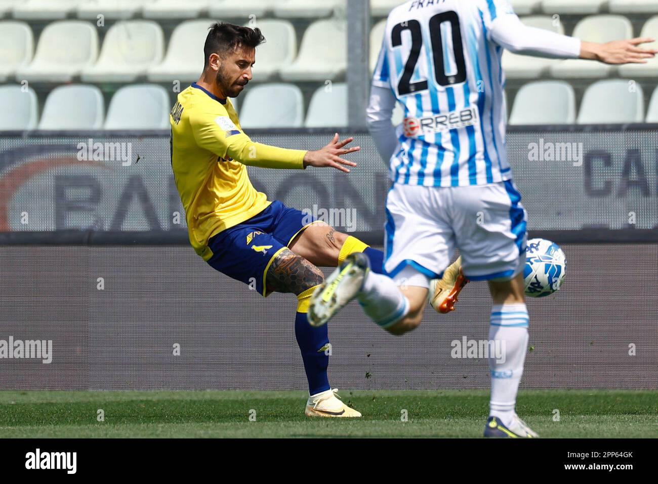 Modena, Italy. 22nd Apr, 2023. Diego Falcinelli (Modena) during Modena FC vs  SPAL, Italian soccer Serie B match in Modena, Italy, April 22 2023 Credit:  Independent Photo Agency/Alamy Live News Stock Photo - Alamy