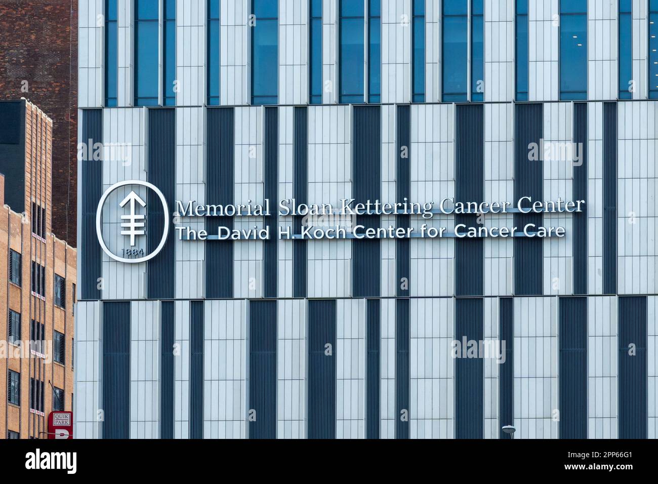 The sign for Memorial Sloan Kettering Cancer Center- David H. Koch Center on the building in New York City, New York, USA Stock Photo