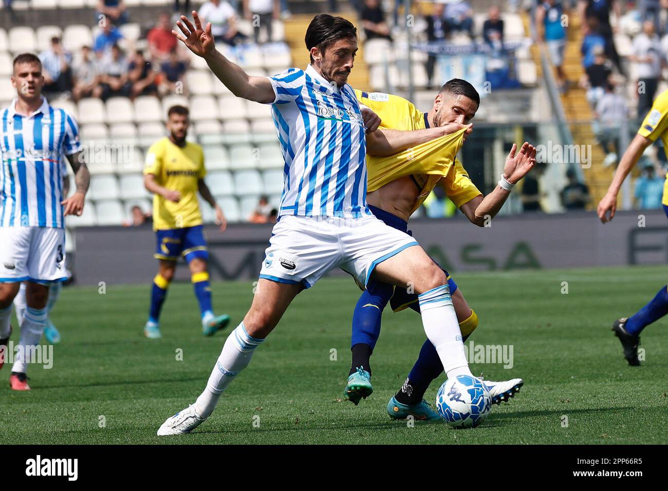 Modena, Italy. 22nd Apr, 2023. Diego Falcinelli (Modena) during Modena FC vs  SPAL, Italian soccer Serie B match in Modena, Italy, April 22 2023 Credit:  Independent Photo Agency/Alamy Live News Stock Photo - Alamy