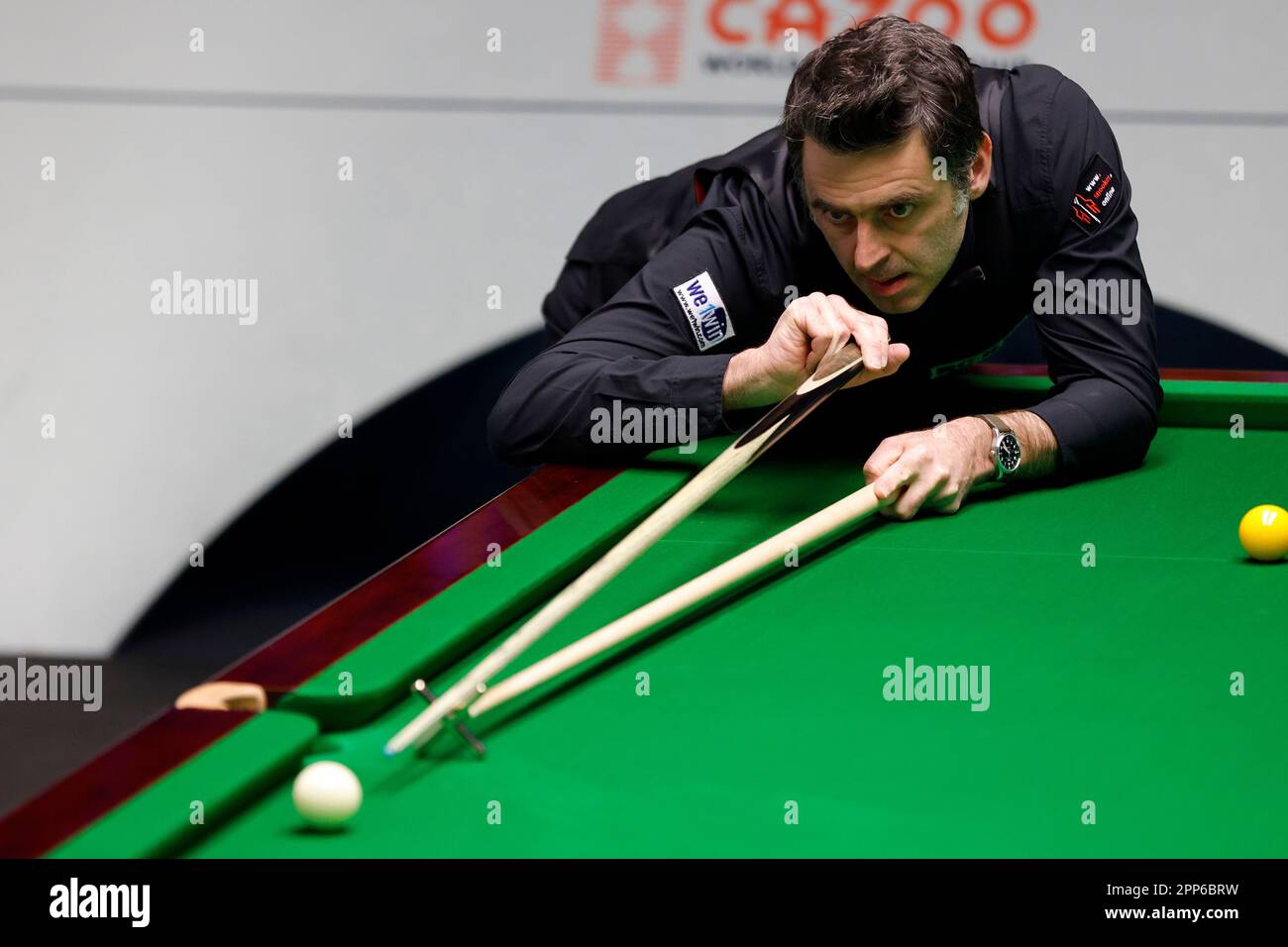 Ronnie O'Sullivan during day one of the Cazoo World Snooker Championship at  the Crucible Theatre, Sheffield. Picture date: Saturday April 15, 2023  Stock Photo - Alamy