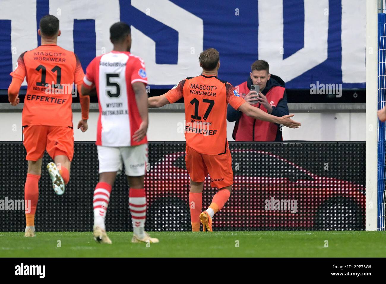 HERENVEEN Sydney van Hooijdonk of SC Heerenveen celebrates the 21