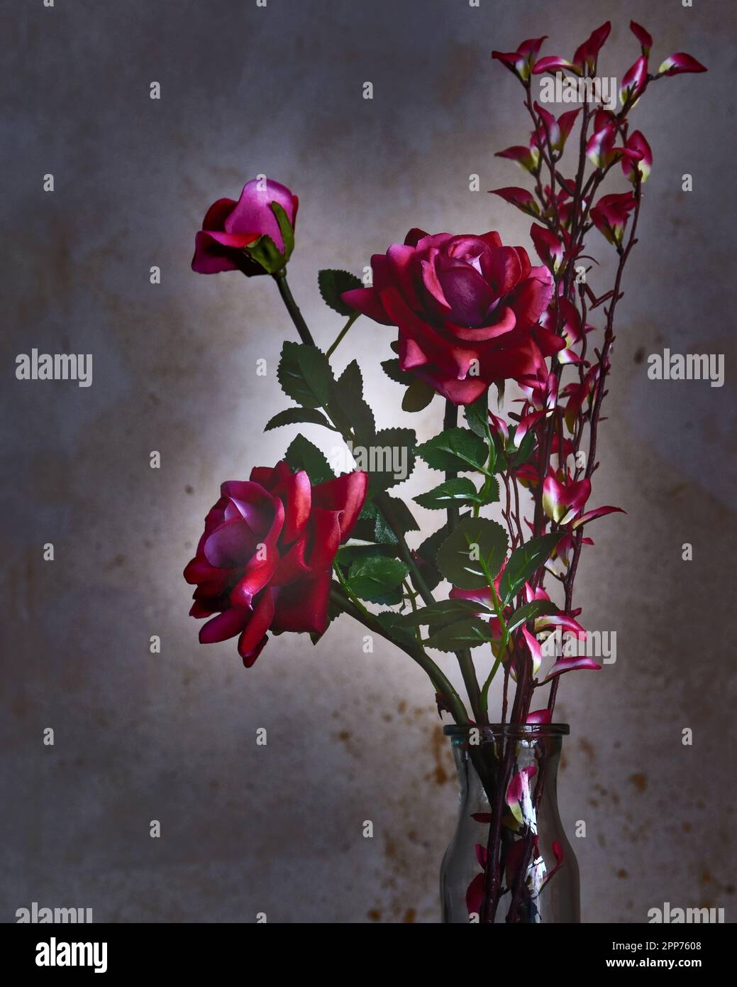 Low key roses hi-res stock photography and images - Alamy