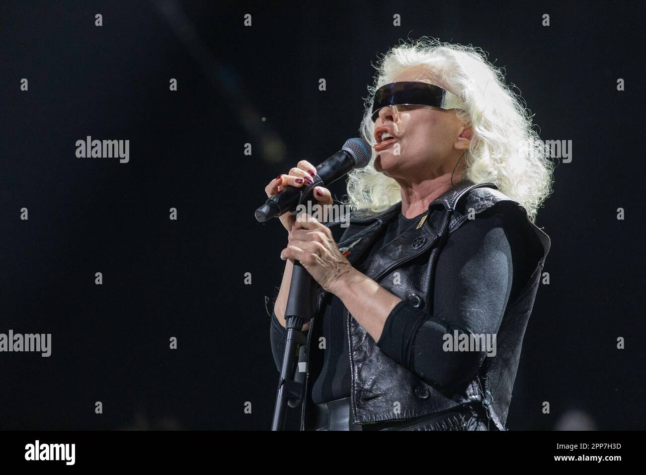 Blondie debbie harry hi-res stock photography and images - Page 2 - Alamy